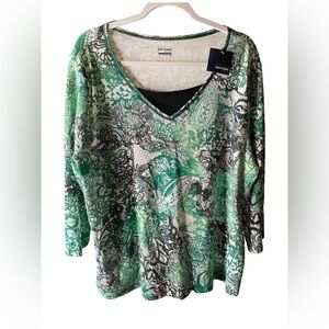 Basic Editions 2x Green & Black Paisley V-Neck Cotton Top
